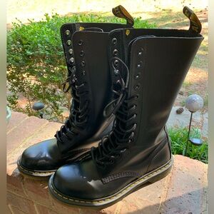 Dr. Martens 1914 Smooth Leather Tall Boots